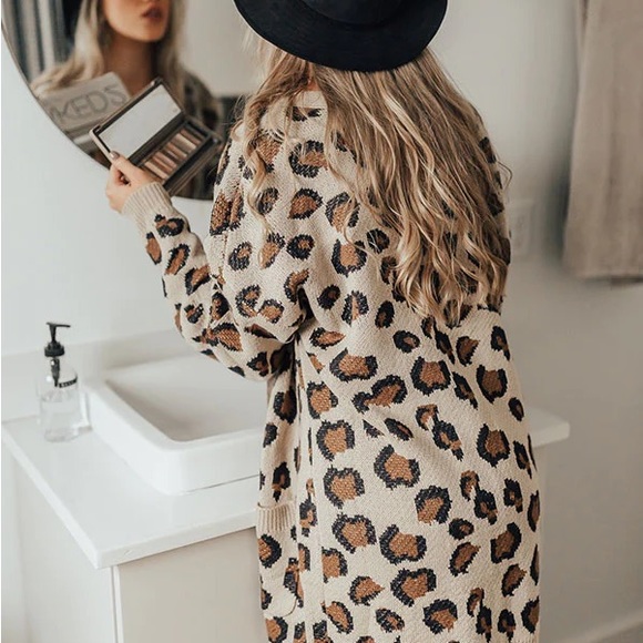 Jackets & Blazers - leopard print chunky knit sweater jacket with pockets